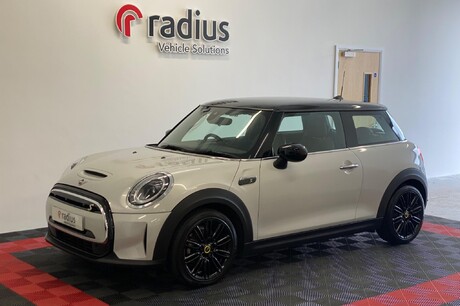 MINI Electric Hatch Cooper SE 32.6kWh Level 2 Auto 3dr (Hatchback)