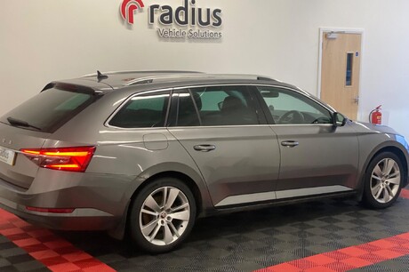 Skoda Superb 2.0 TDI SE L Euro 6 (s/s) 5dr (Estate)