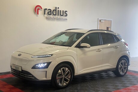 Hyundai KONA 64kWh Premium Auto 5dr (10.5kW Charger) (SUV)
