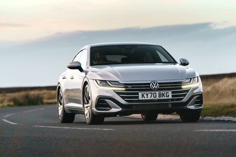 Volkswagen Arteon Diesel Fastback TDI R–Line