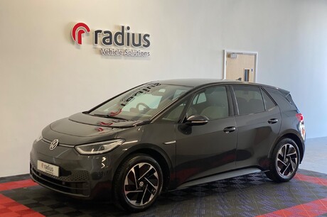 Volkswagen ID.3 Pro Performance 58kWh Family Auto 5dr (Hatchback)