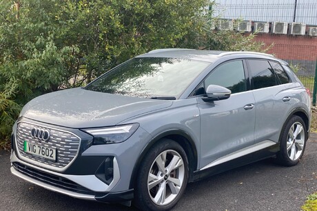 Audi Q4 e-tron 40 S line Auto 5dr 82kWh (SUV)