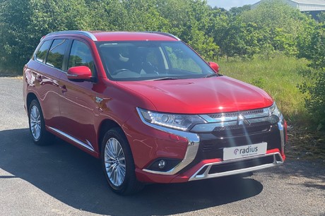Mitsubishi Outlander 2.4h TwinMotor 13.8kWh Juro CVT 4WD Euro 6 (s/s) 5dr (SUV)