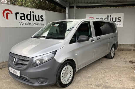 2021 Mercedes–Benz Vito Tourer L3 RWD 114 Pro 9 Seater