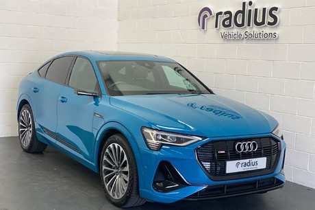 Audi e-tron 55 Launch Edition Sportback Auto quattro 5dr 95kWh (SUV)