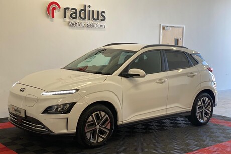 Hyundai KONA 64kWh Premium Auto 5dr (10.5kW Charger) (SUV)